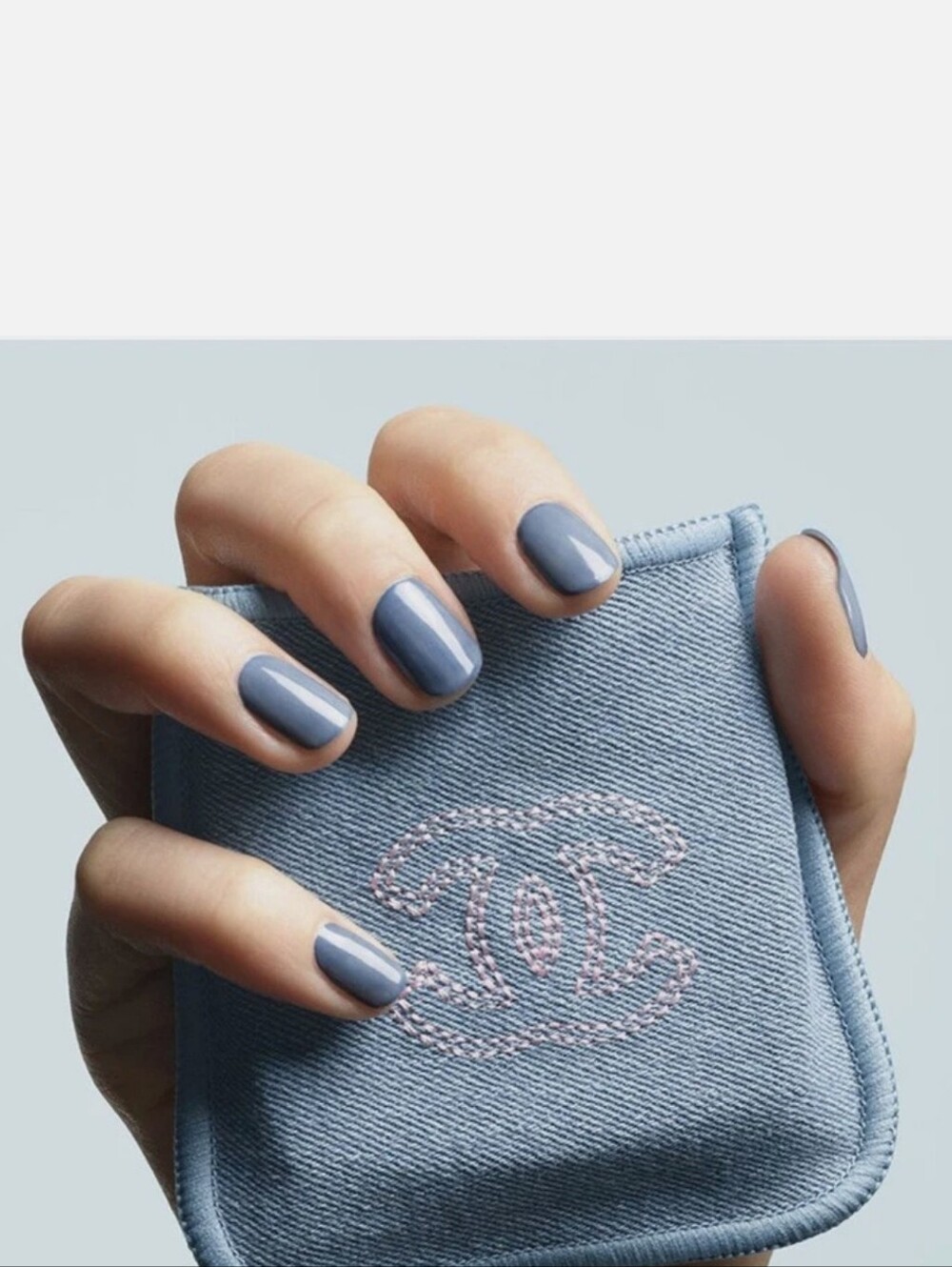 CHANEL Exclusive Limited Edition Denim Illuminating Powder With Denim Case